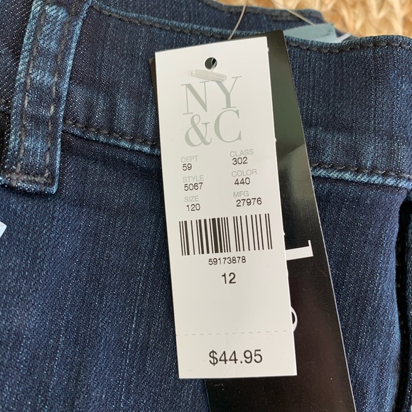 New York and Company Jean shorts with studs - Picture 3 of 5